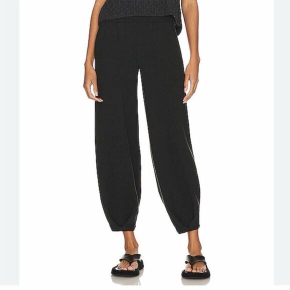 Free People Pants - FP Beach Black Sweatpants Size Small Cotton Front Pleats